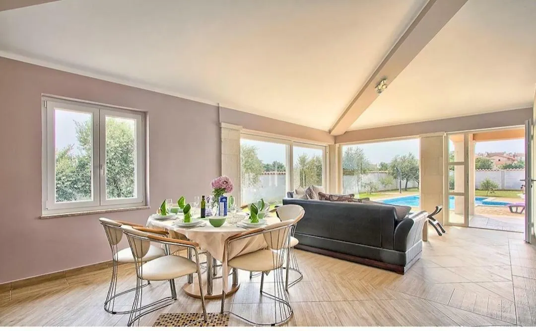 Villa Zafirah Πούλα 0*,  Κροατία